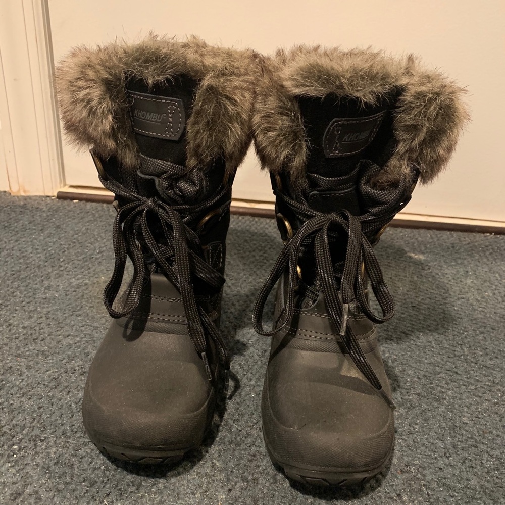 Women’s Khombu fur waterproof boots